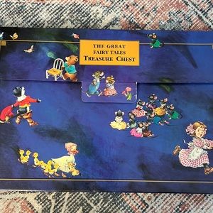 The Great Fairy Tales Treasure Chest, large paperback children’s books series